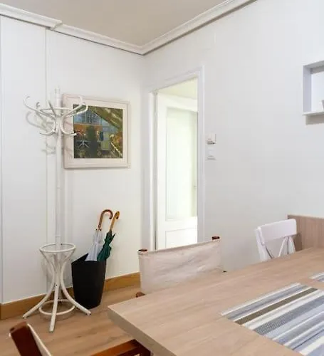 Apartmán Pesquero - *